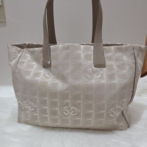 Chanel New Travel Line Tote Bag in Beige Nylon with Leather Trim